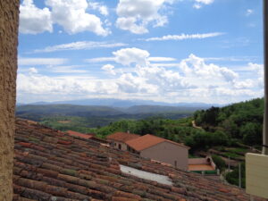 casas en Batuecas. vistas desde la terraza del tejado