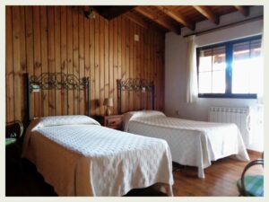 dormitorio doble casa rural Lauri